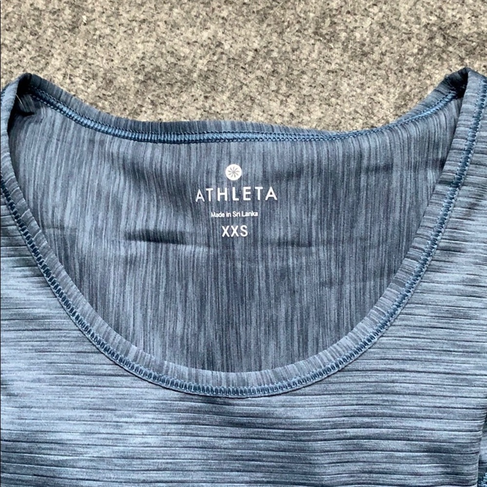 Athleta top